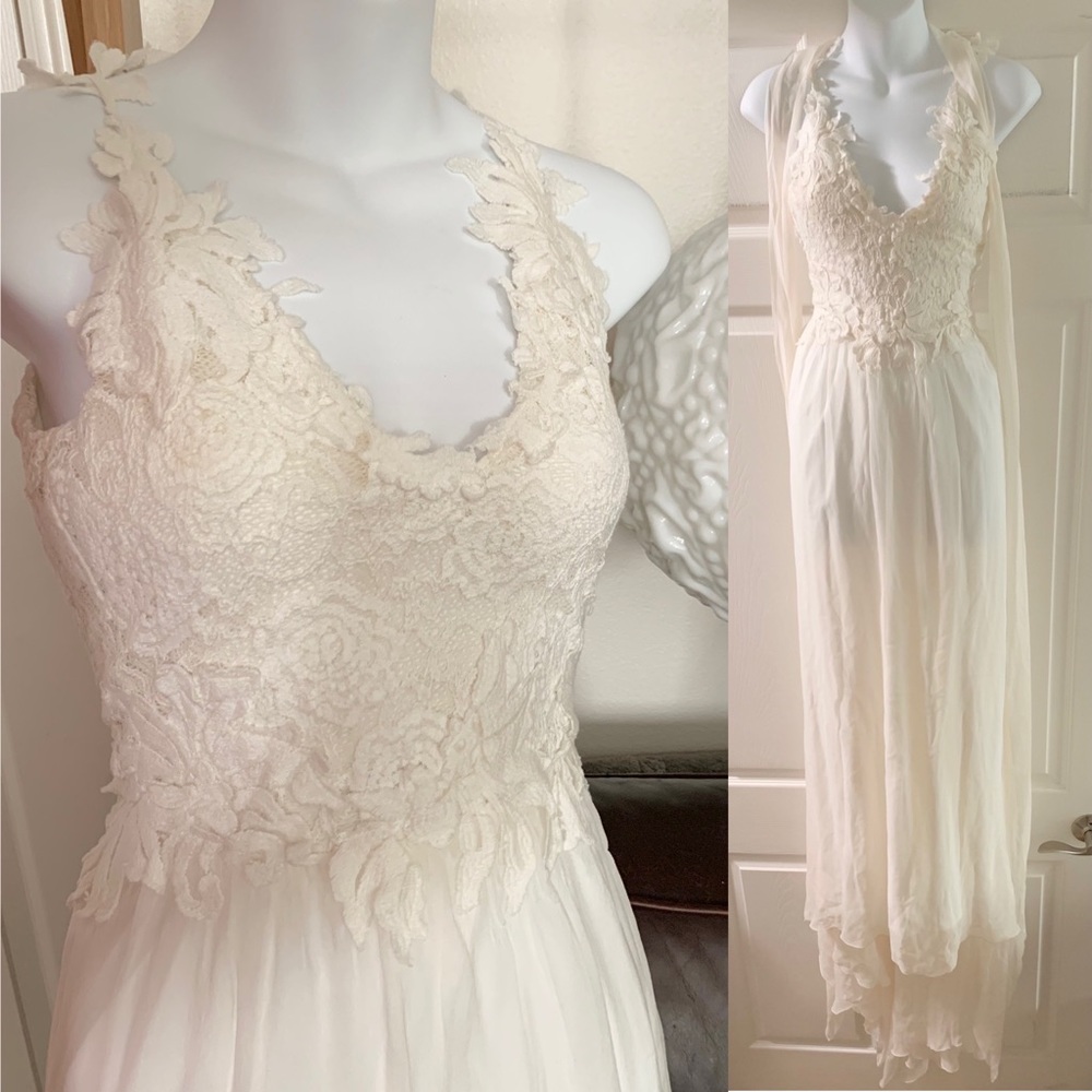 Grace loves lace dress